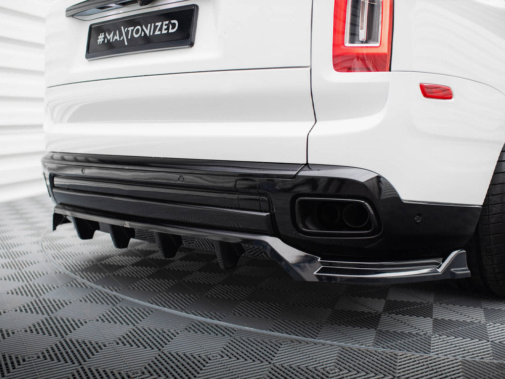 Rear Splitter (Vertical Bars) Rolls Royce Cullinan