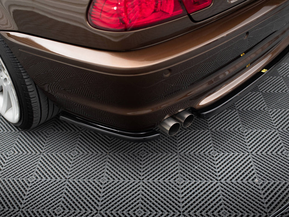 Central Rear Splitter (Vertical Bars) BMW 3 E46 Coupe M-Pack - Carbon Look
