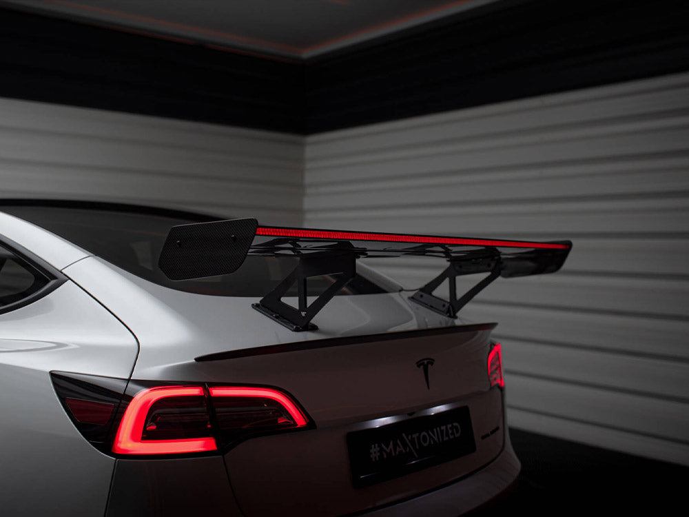 Carbon Spoiler + LED Tesla Model 3