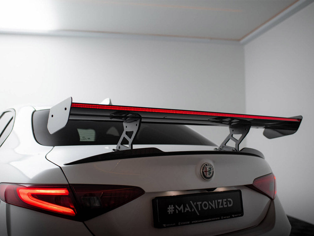 Carbon Spoiler + LED Alfa Romeo Giulia Quadrifoglio