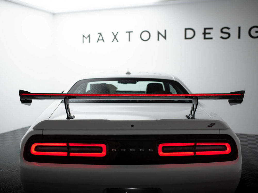 Carbon Spoiler + LED Dodge Challenger Mk3