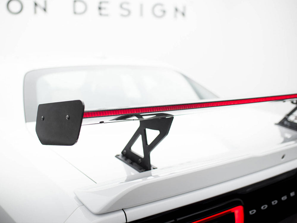 Carbon Spoiler + LED Dodge Challenger Mk3