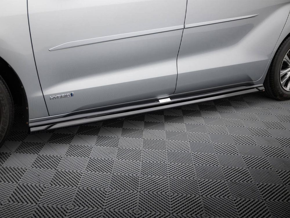 Side Skirts Diffusers Toyota Sienna Mk4