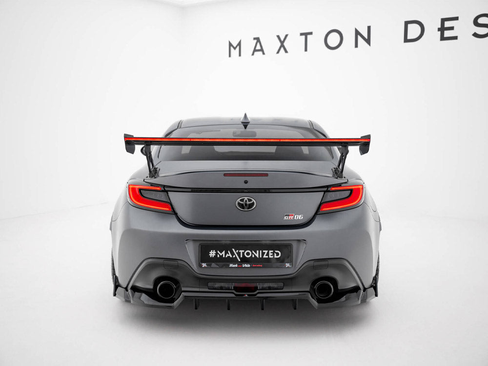 Carbon Spoiler With External Brackets Uprights + LED Toyota GR86