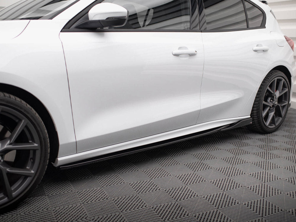 Side Skirts Diffusers V.4 Ford Focus ST / ST-Line Mk4 Facelift