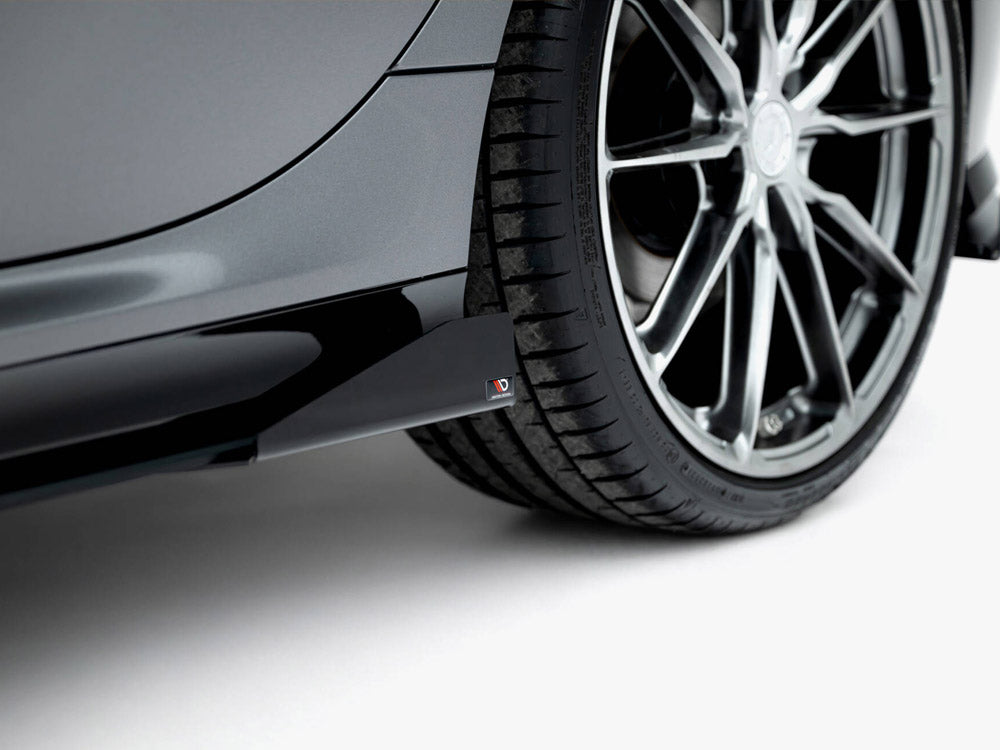 Street PRO Side Skirts Diffusers + Flaps BMW M135i F70