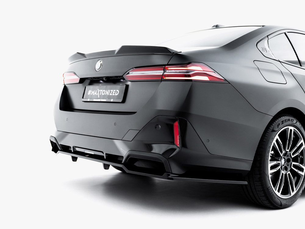 Rear Splitter (with Vertical Bars) V.2 BMW 5 / i5 M-Pack Sedan / Touring G60 / G61