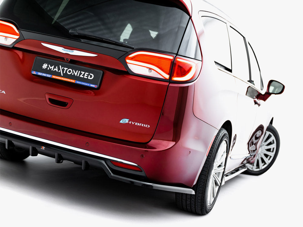 Rear Splitter (Vertical Bars) Chrysler Pacifica Mk2