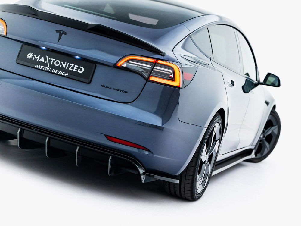 Rear Side Splitters V.2 Tesla Model 3