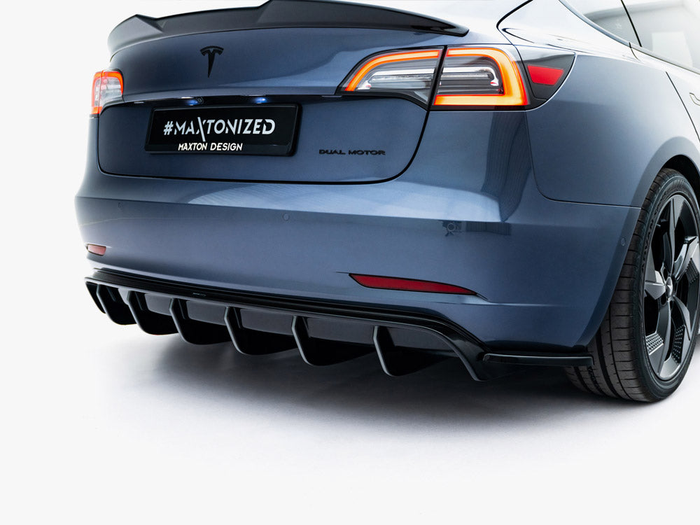 Rear Valance V.2 Tesla Model 3