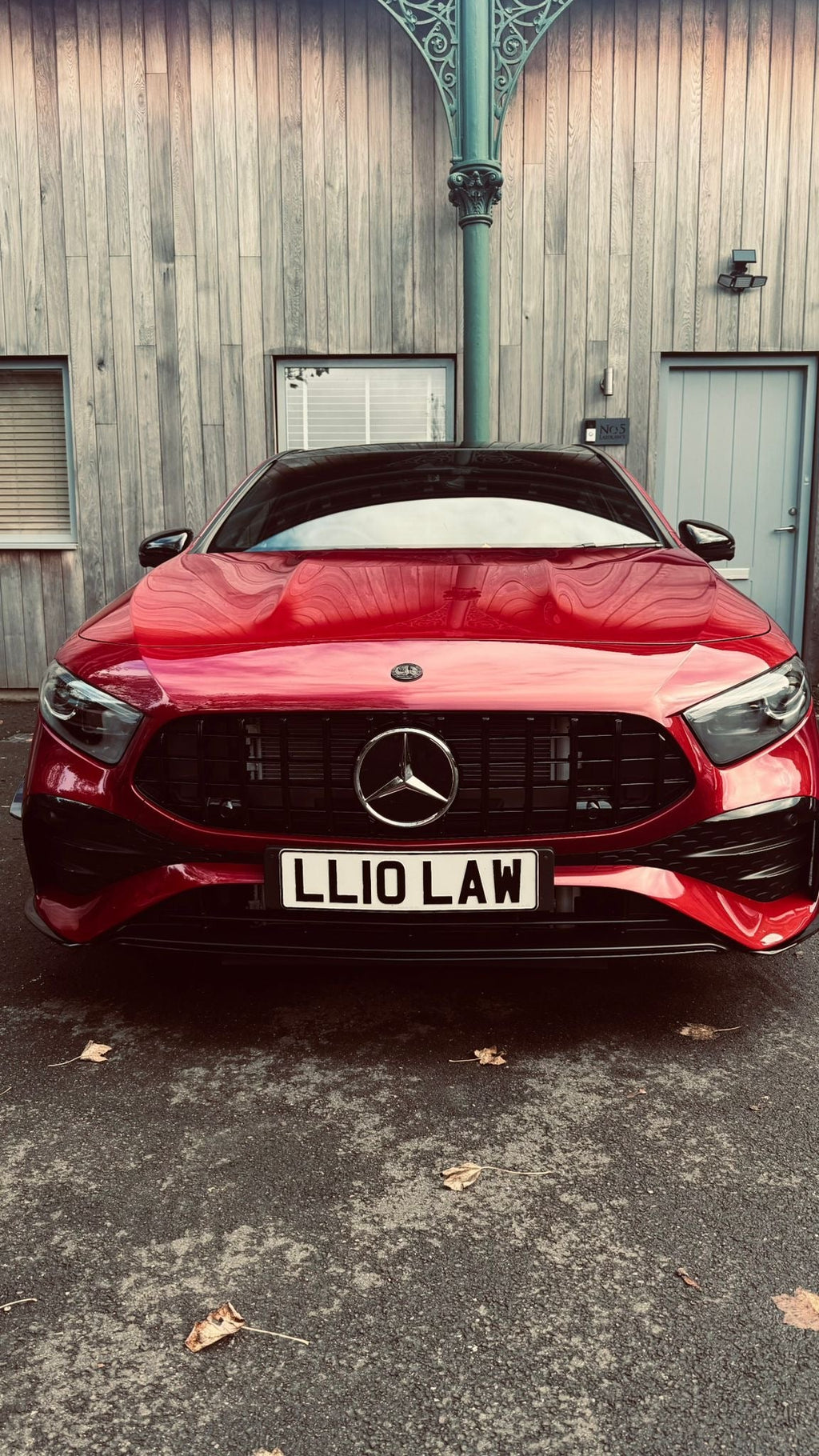 Mercedes W177A35 LCI Panamericana Grille Gloss Black & Chrome