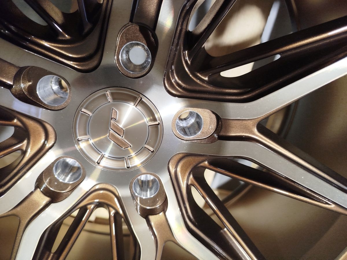 Set of JR44 21x9,5 ET25 + 21x10,5 ET28 5x112 Platinum Bronze