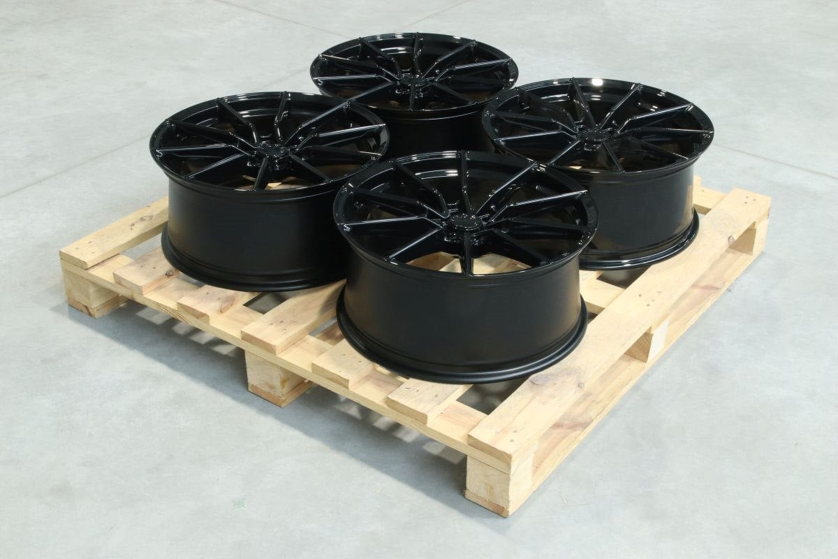 Set of SL02 19x8,5 ET45 5x114,3 Gloss Black