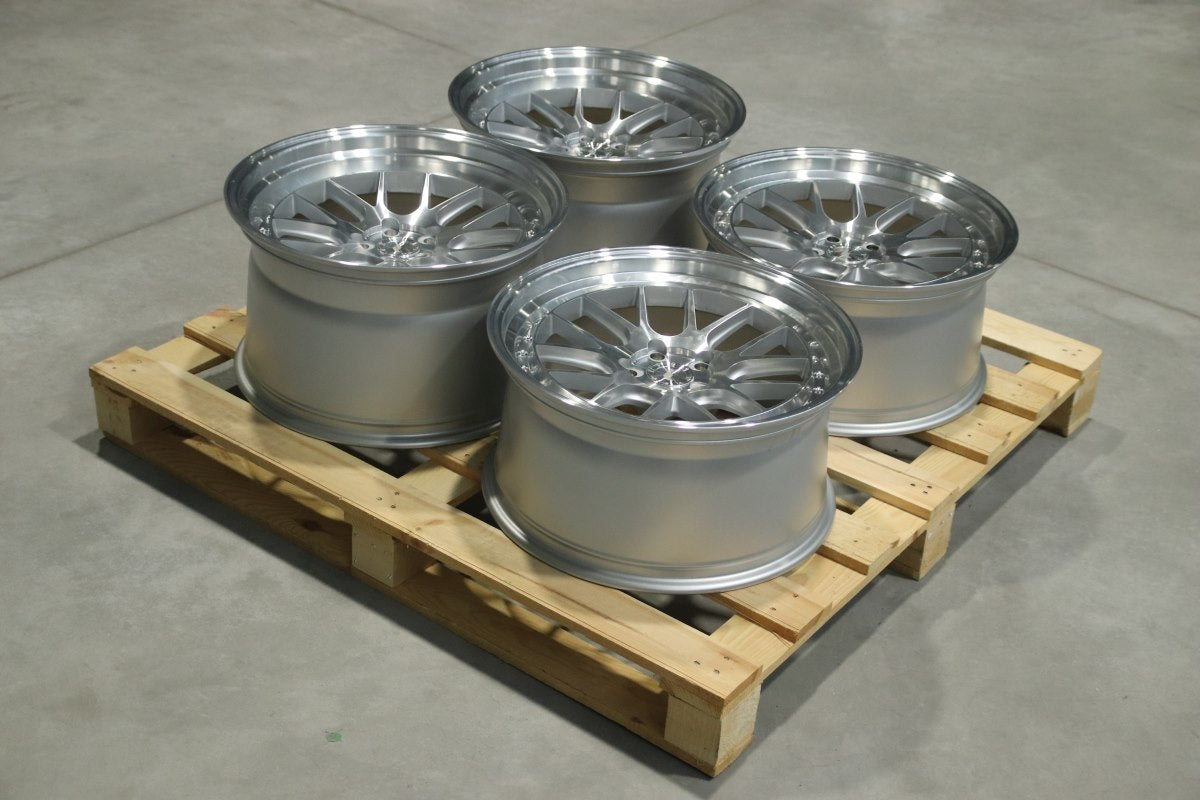 Set of JR40 19x9,5 ET22 + 19x11 ET22 5x114,3 Silver Machined Face