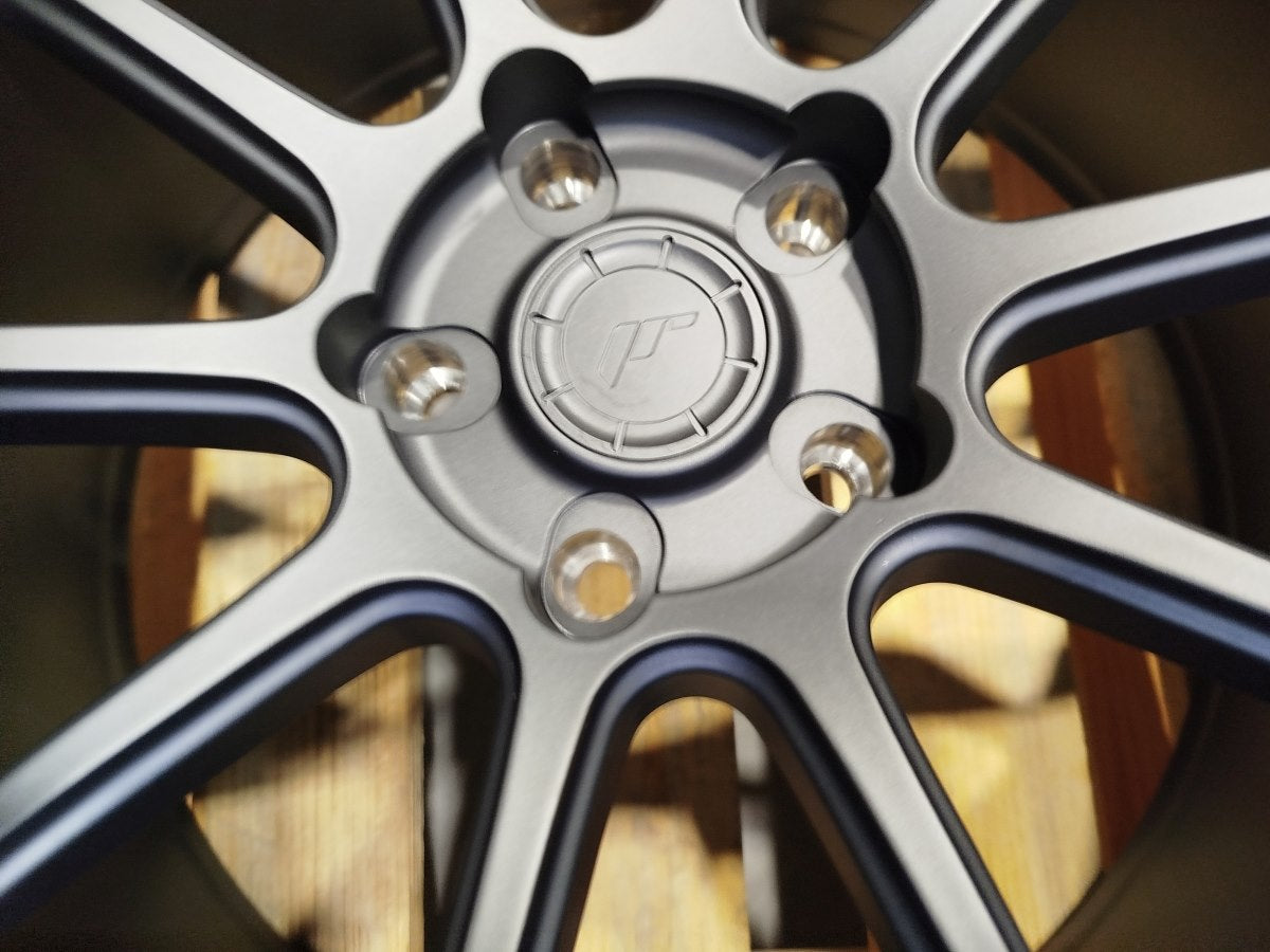 Set of SL04 18x8 ET20 5x114,3 Matt Gun Metal