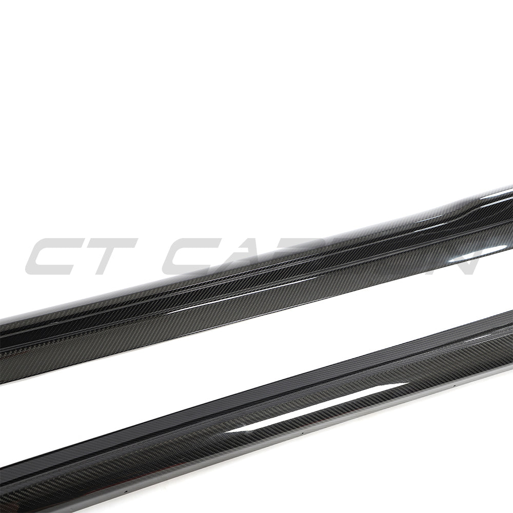 PORSCHE TAYCAN / TAYCAN 4 / TAYCAN 4S / TAYCAN GTS 2019+ CARBON FIBRE SIDE SKIRTS