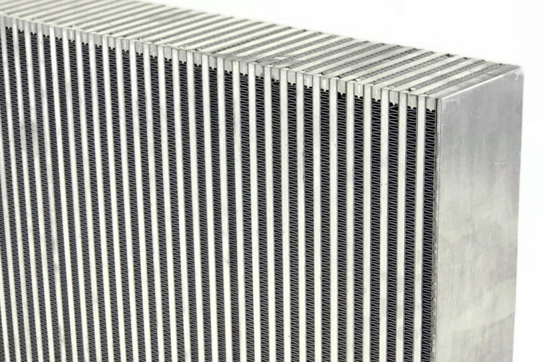 CSF HP Bar & Plate Intercooler Core 22Lx14Hx4.5W - Vertical Flow / R35 GT-R Fitment