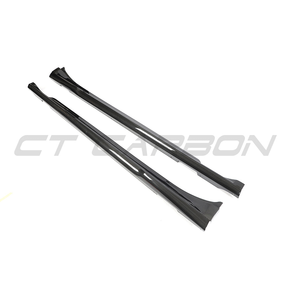 PORSCHE TAYCAN / TAYCAN 4 / TAYCAN 4S / TAYCAN GTS 2019+ CARBON FIBRE SIDE SKIRTS