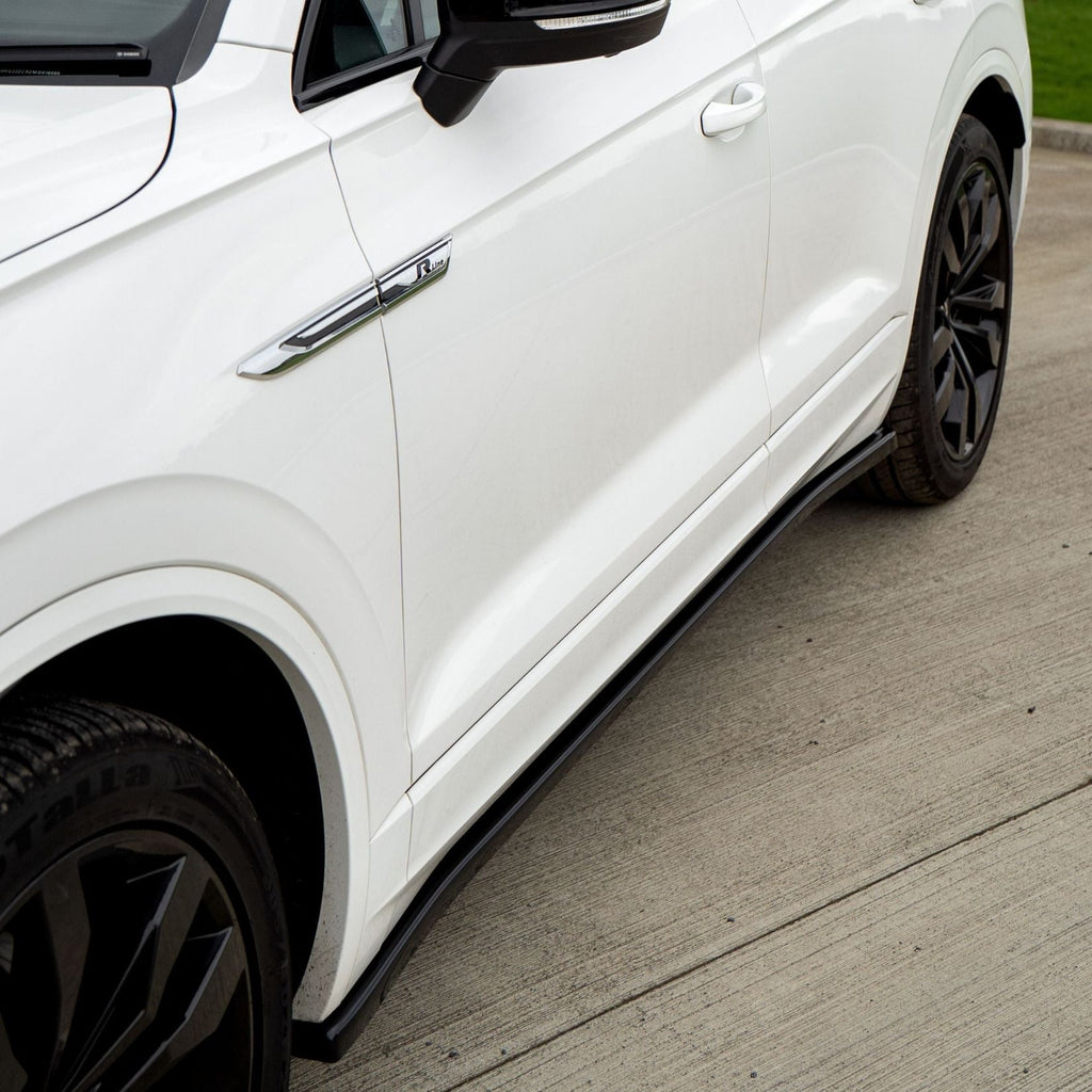 Aero Body Kit In Gloss Black For Volkswagen Touareg MK3 R Line 2018-2023