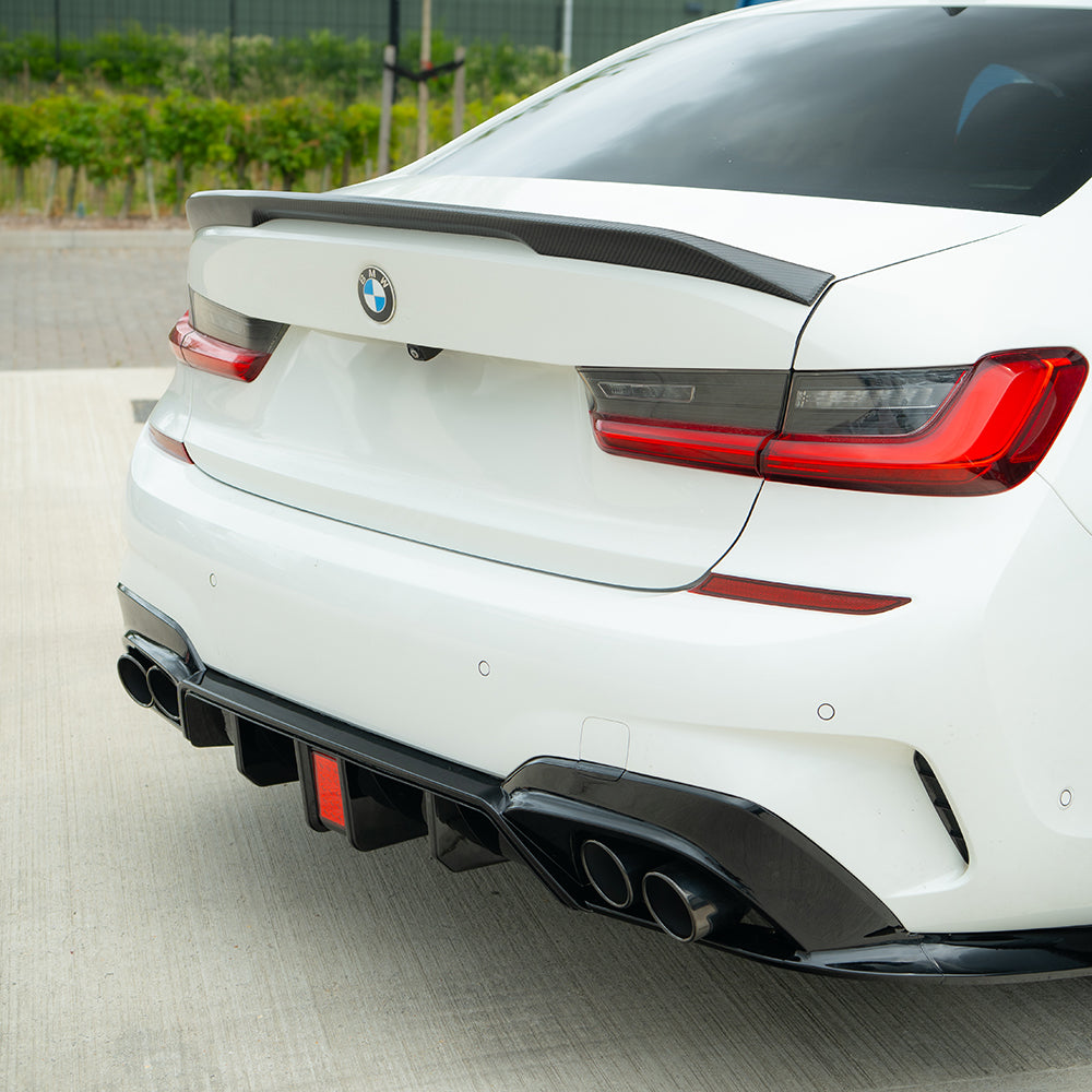 BMW G20/G21 3 SERIES 2019-2022 PRE LCI GLOSS LED BLACK DIFFUSER WITH TIPS