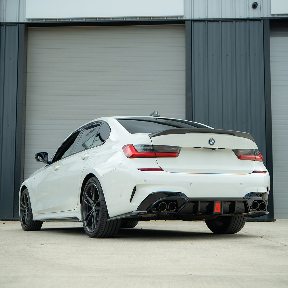 BMW G20/G21 3 SERIES 2019-2022 PRE LCI GLOSS LED BLACK DIFFUSER WITH TIPS