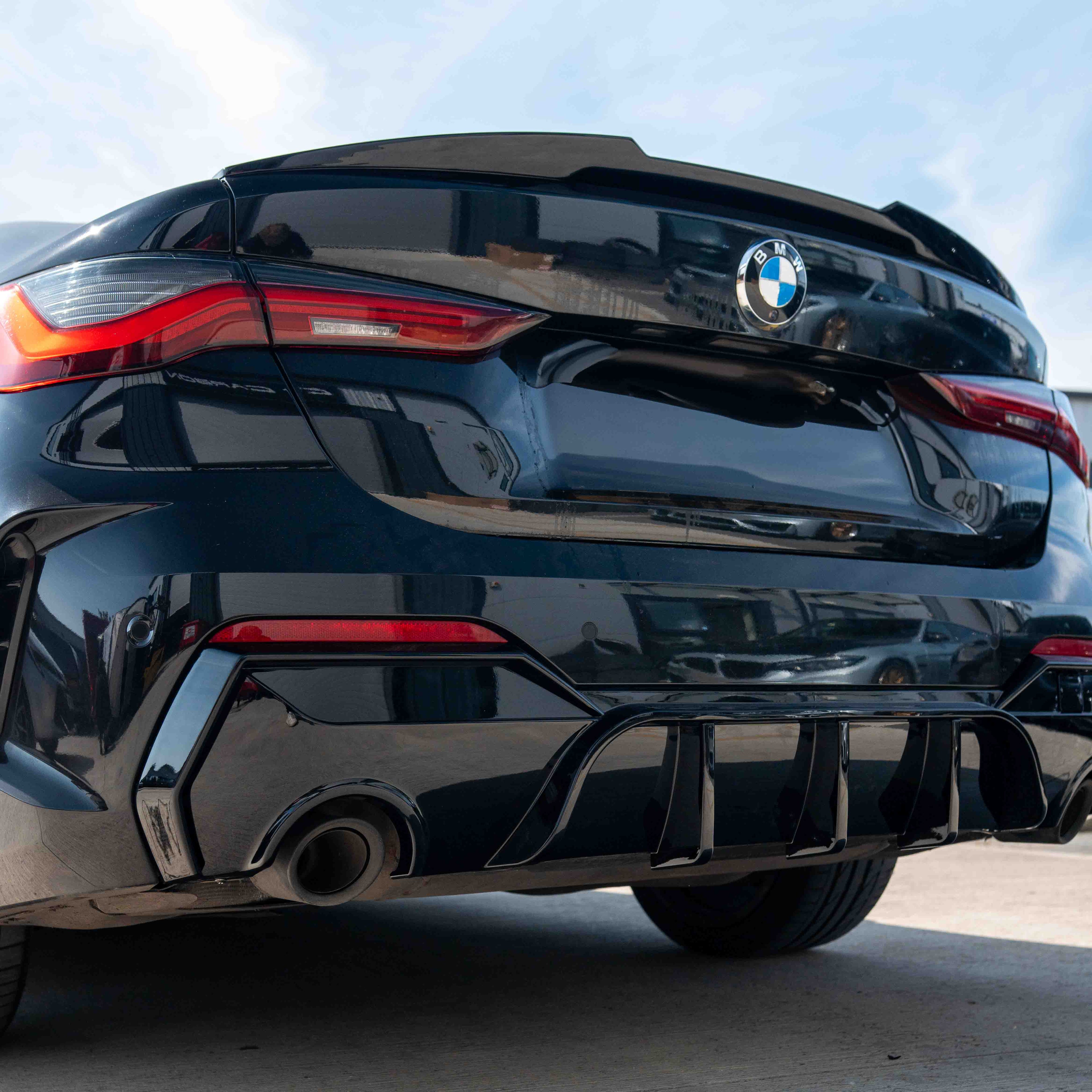 BMW G22/G23 4 SERIES 2020-2024 PRE LCI GLOSS BLACK ROUND TIP DIFFUSER