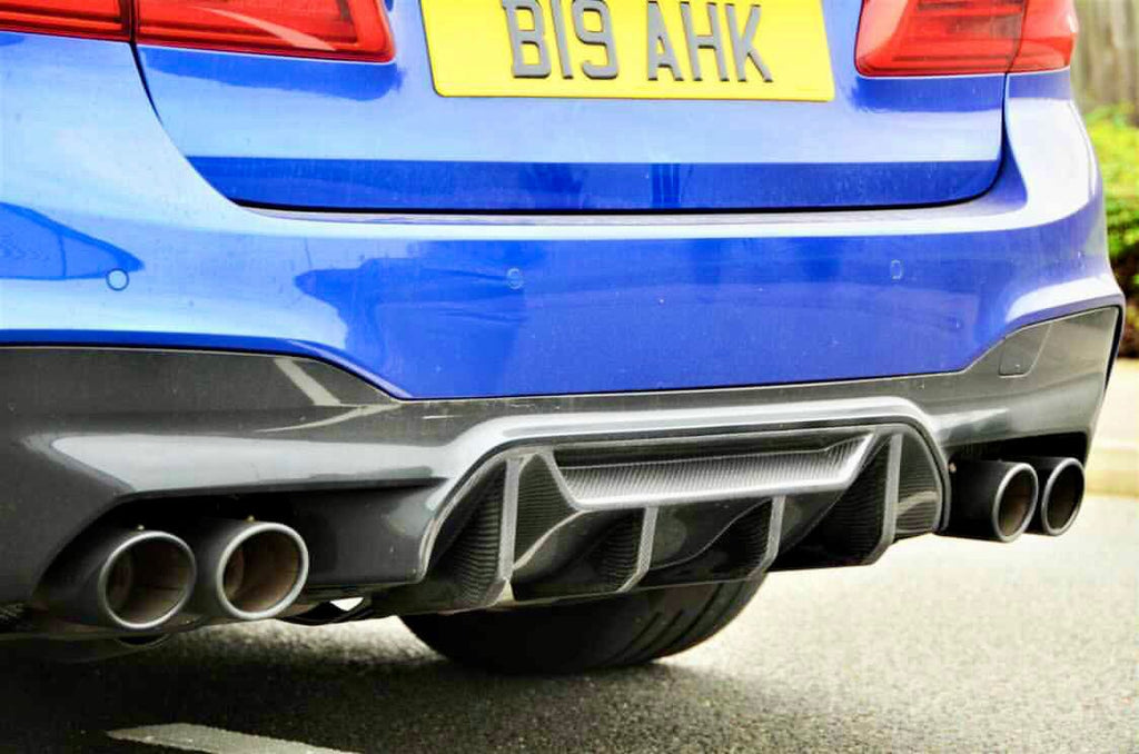 BMW F90 M5 SALOON FULL CARBON FIBRE KIT - V4