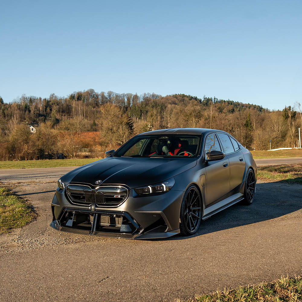 BMW G90/G99 M5 2024+ CARBON FIBRE SPLITTER V1 - CT DESIGN