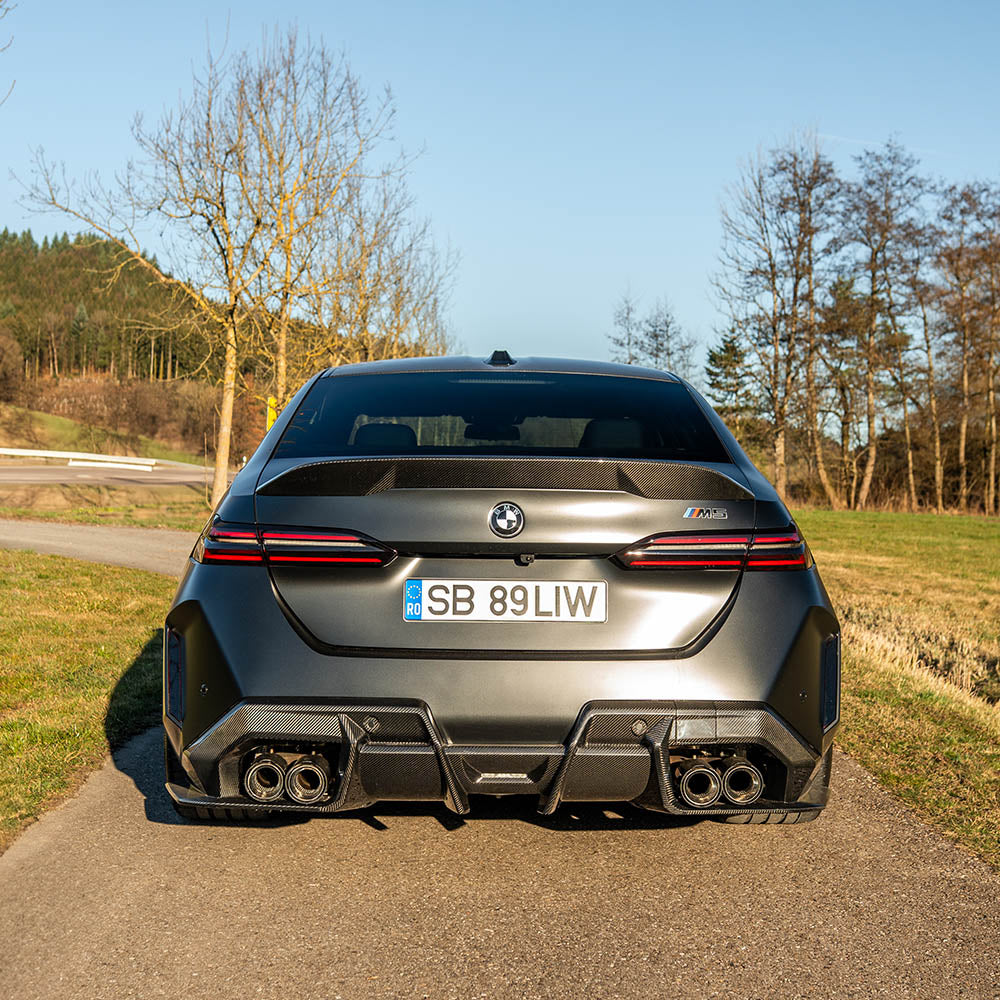 BMW G90 M5 CARBON FIBRE FULL KIT - V1 - CT DESIGN