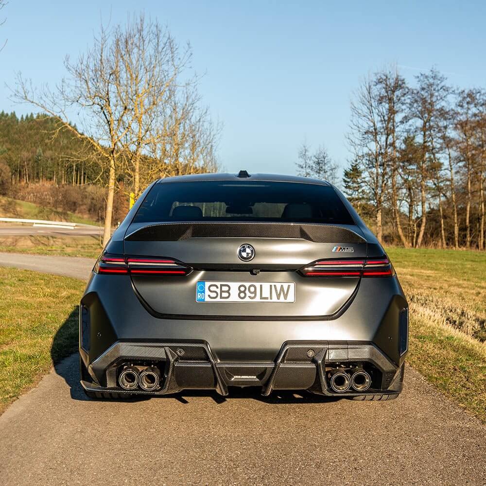 BMW G90/G99 M5 2024+ CARBON FIBRE DIFFUSER - CT DESIGN