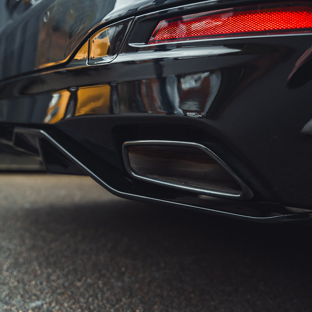 BMW G30/G31 5 SERIES 2020-2024 LCI GLOSS BLACK DIFFUSER - MP STYLE