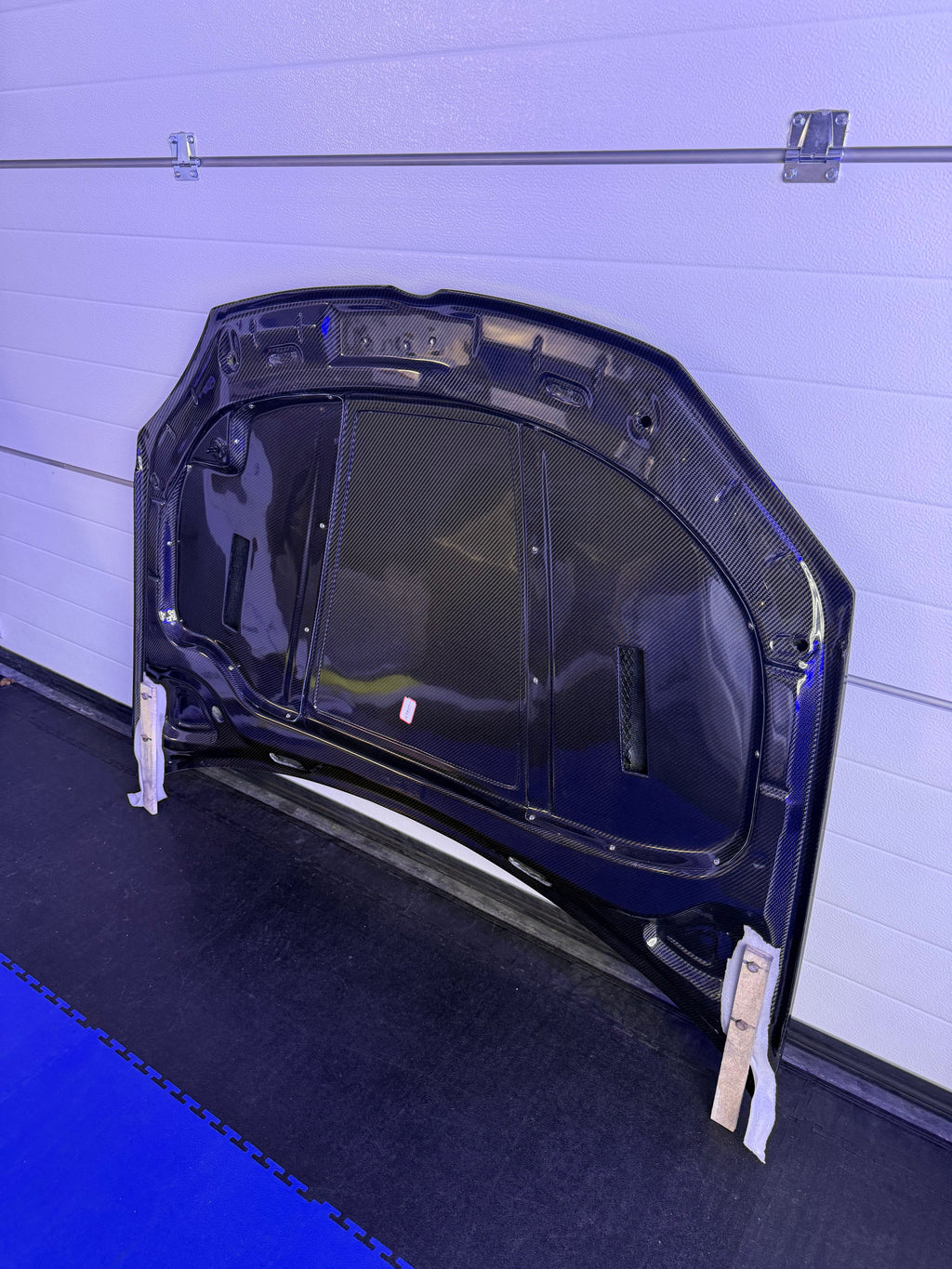 Volkswagen Golf MK5 Twill Carbon Fibre Bonnet (REDUCED TO CLEAR!)