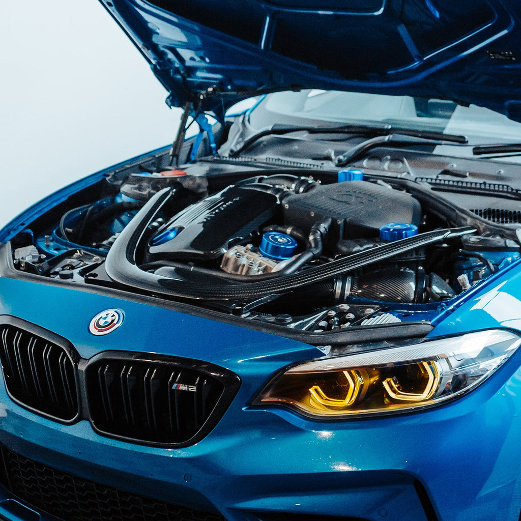 CSF BMW M3/M4/M2 Competition Race Top Mount Charge Cooler In Crinkle Black Finish (F80/F82/F83/F87)