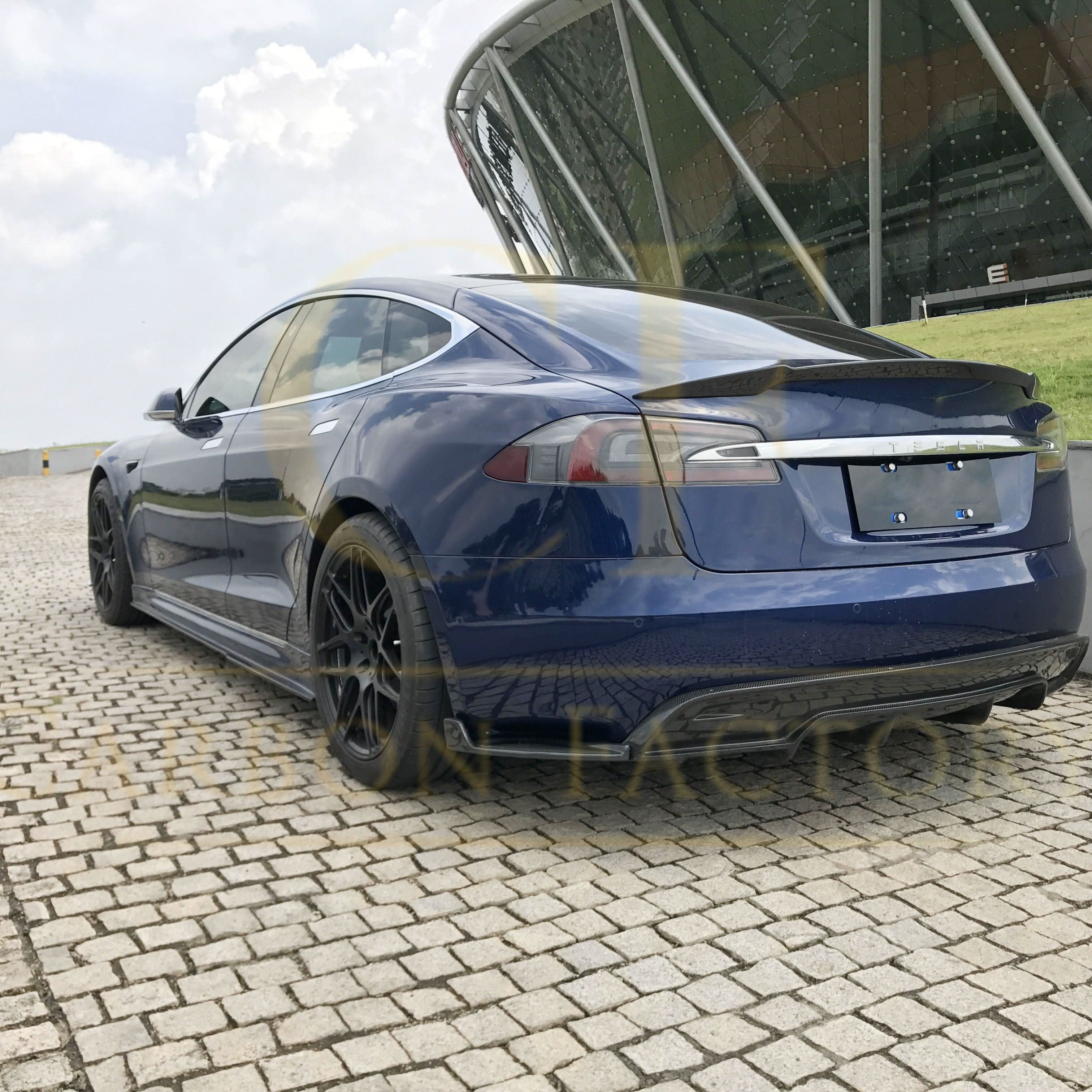 Carbon Fibre Rear Diffuser Extensions for Tesla Model S 70D 16-20