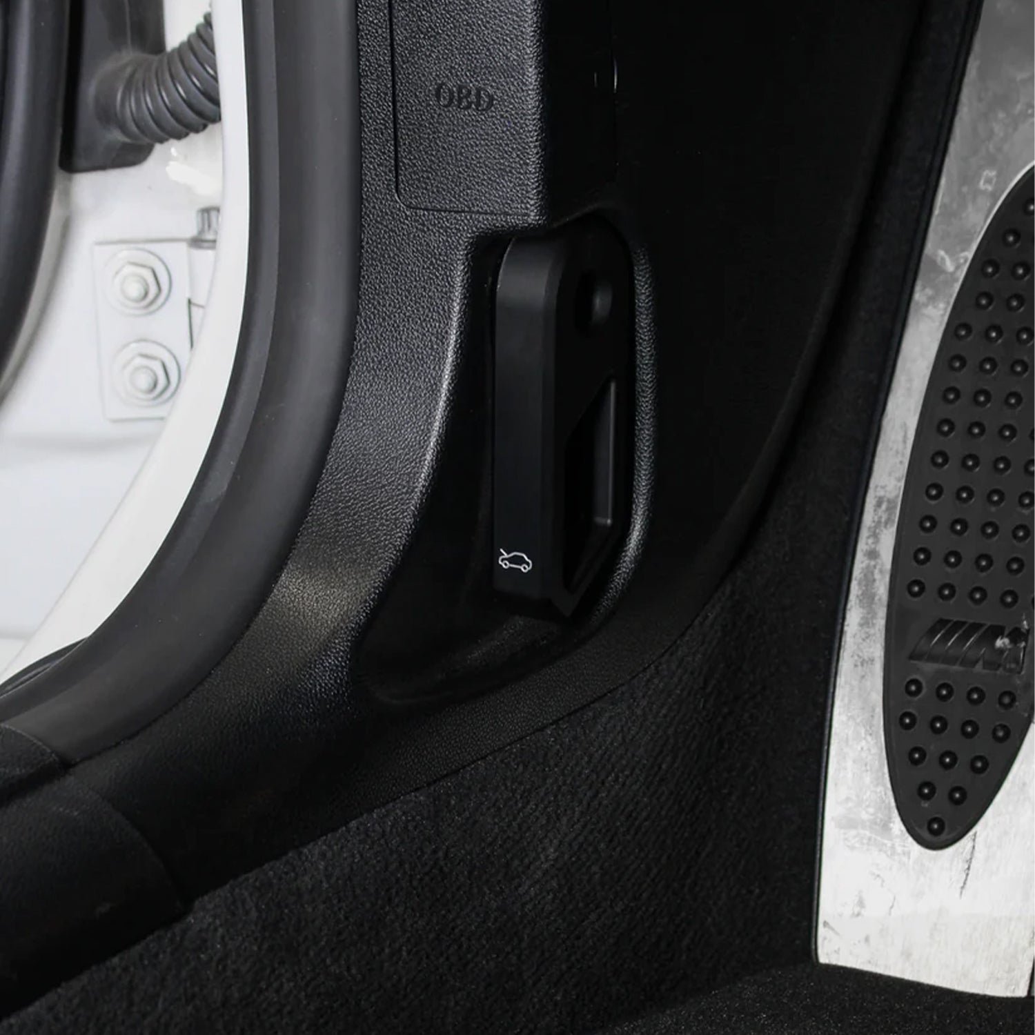 Carbonex BMW E Series Bonnet Hood Latch Handle In Black (1 & 3 Series including 1M & E9X M3)