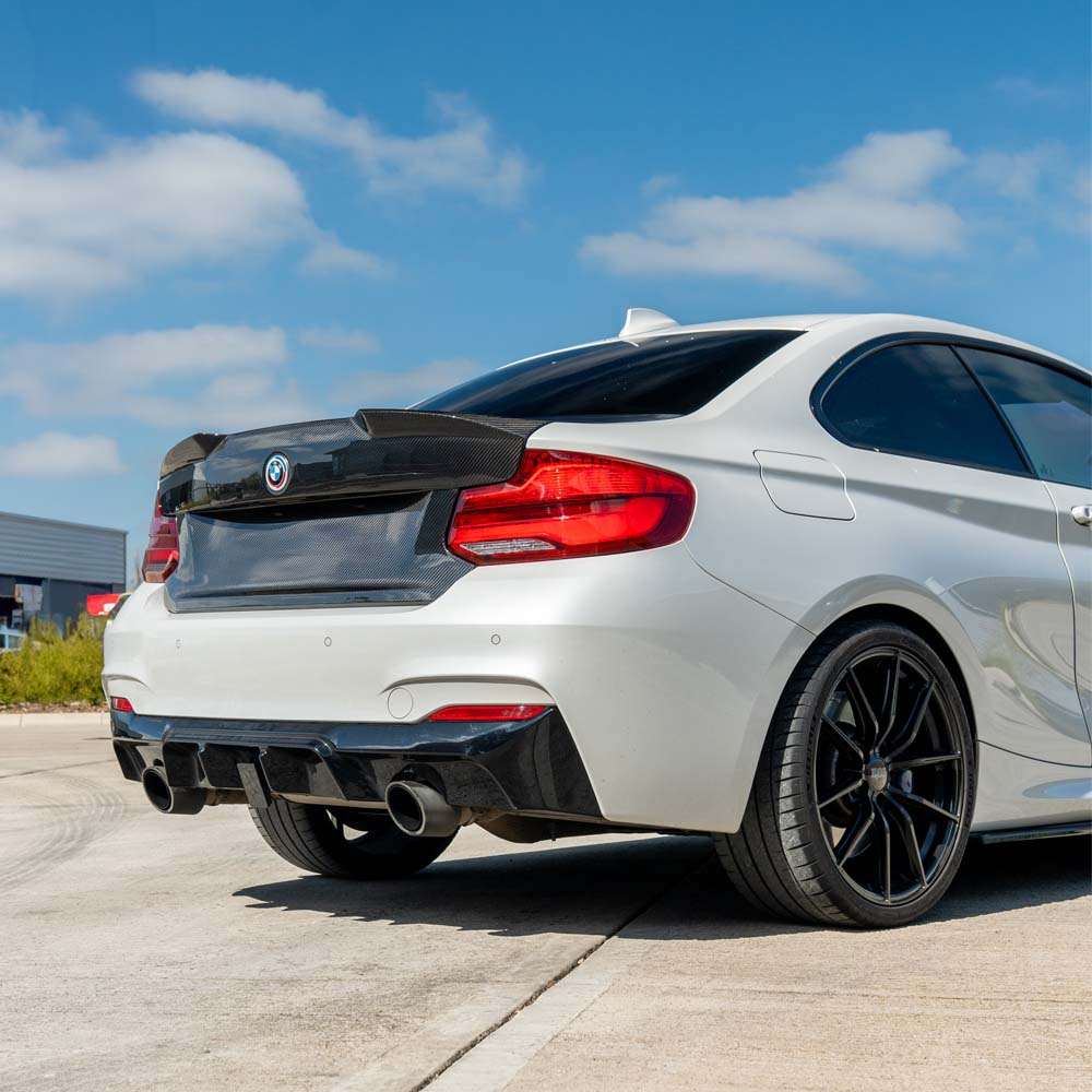 BMW M2 / M2C F87 & F22 2 SERIES CARBON FIBRE BOOTLID
