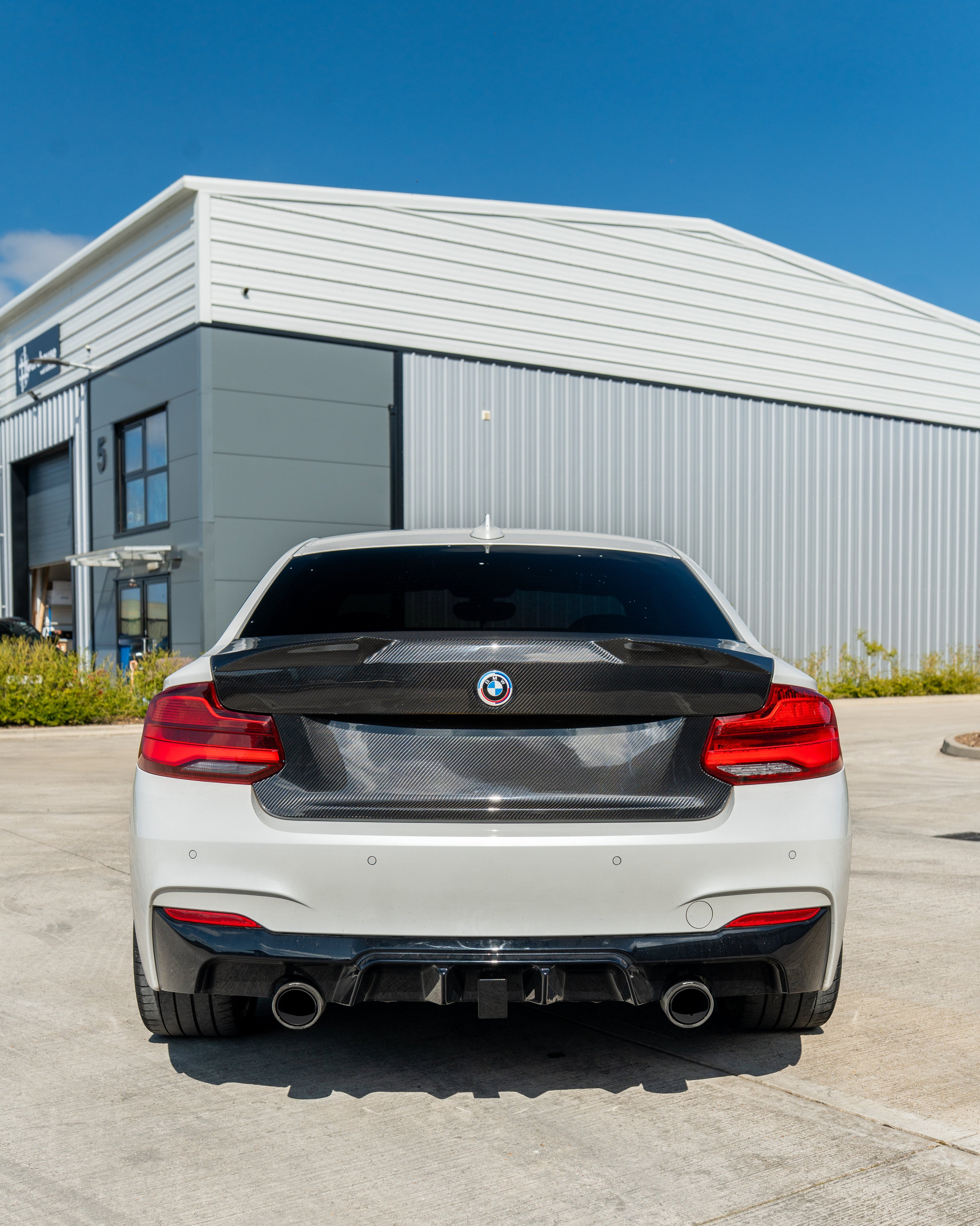 BMW M2 / M2C F87 & F22 2 SERIES CARBON FIBRE BOOTLID - MP STYLE