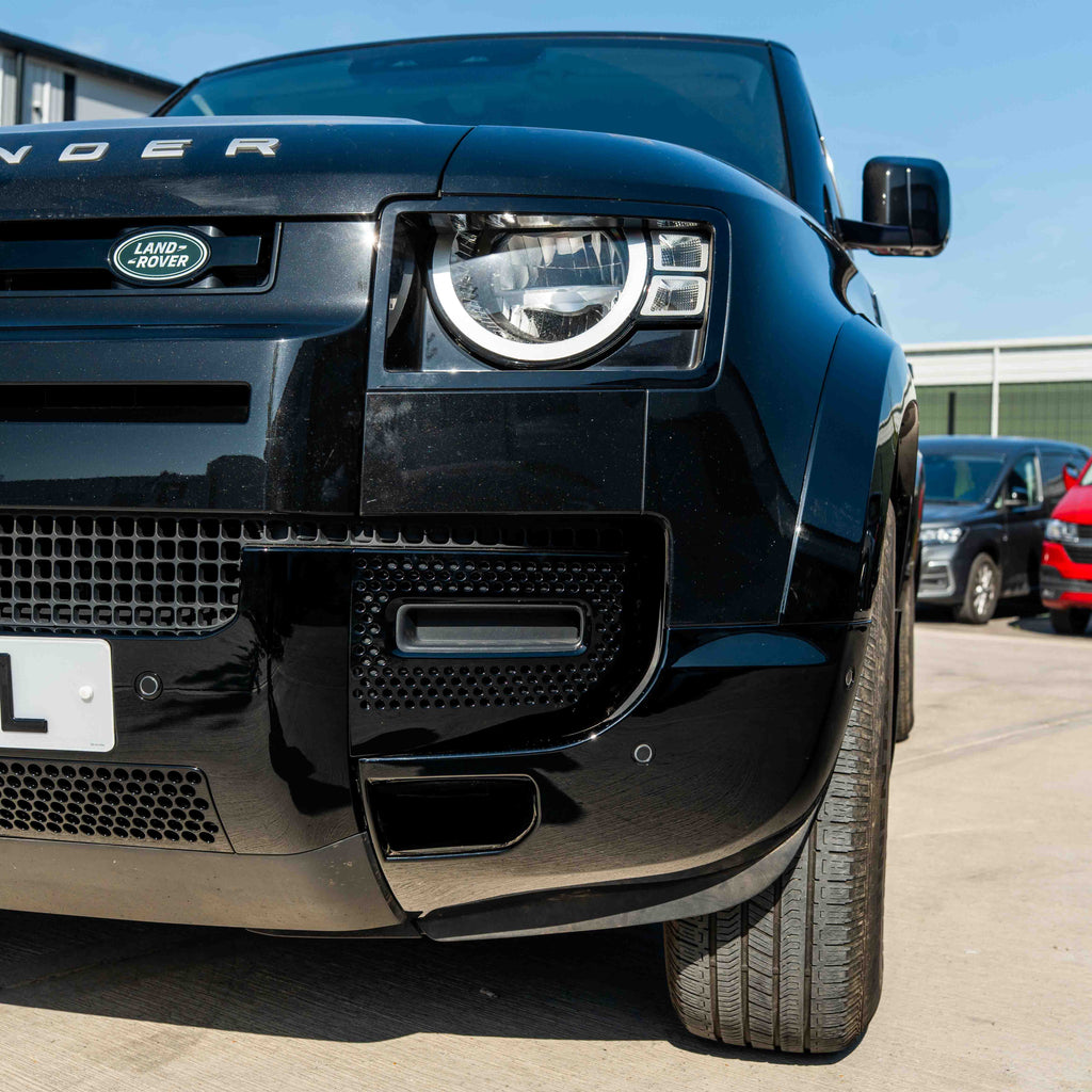 LAND ROVER DEFENDER L663 110 & 90 FRONT AND REAR GLOSS BLACK MIDDLE TRIM PACK