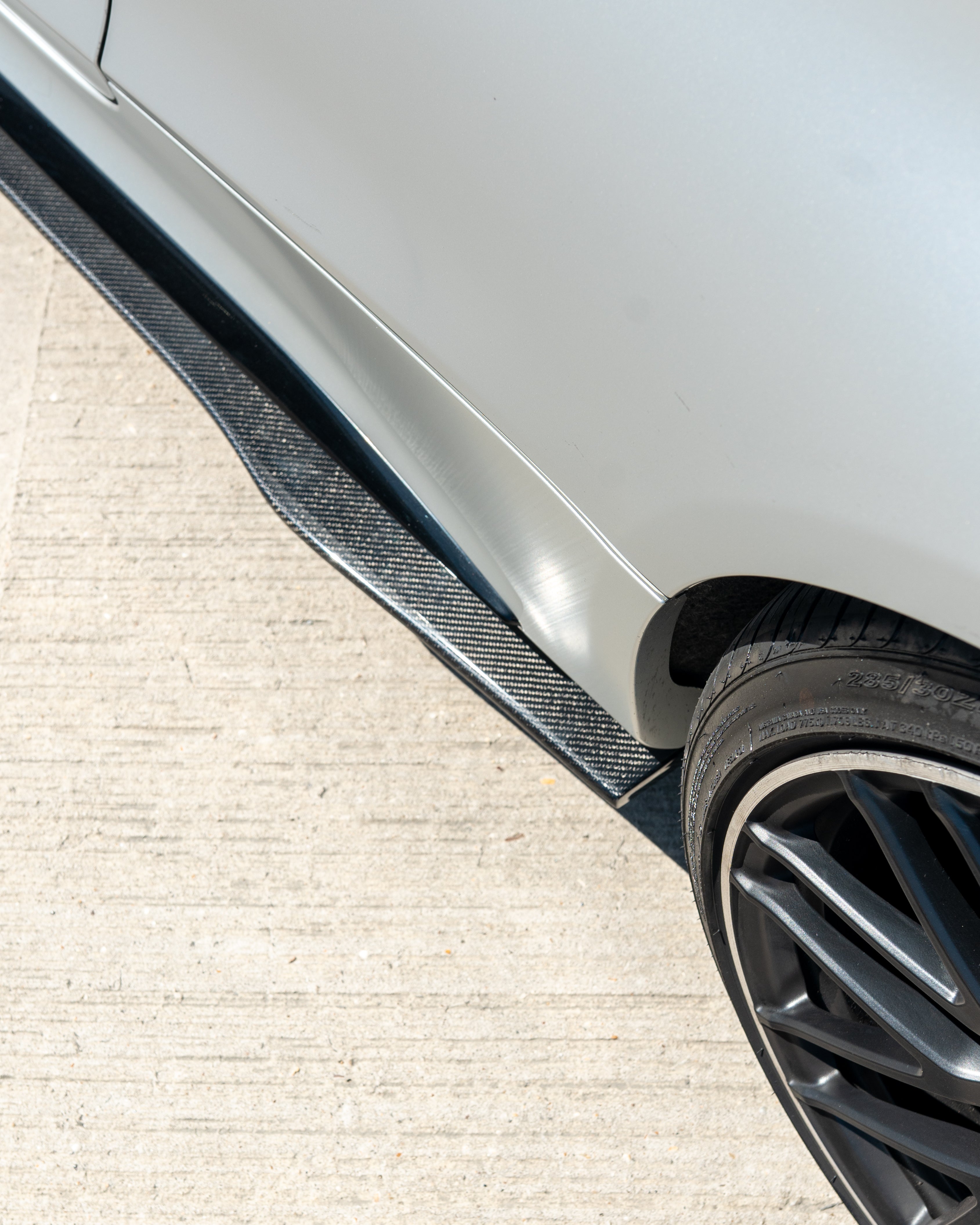 MERCEDES W205 C63 & C63S COUPE 2DR & SALOON 4DR CARBON SIDE SKIRTS V1