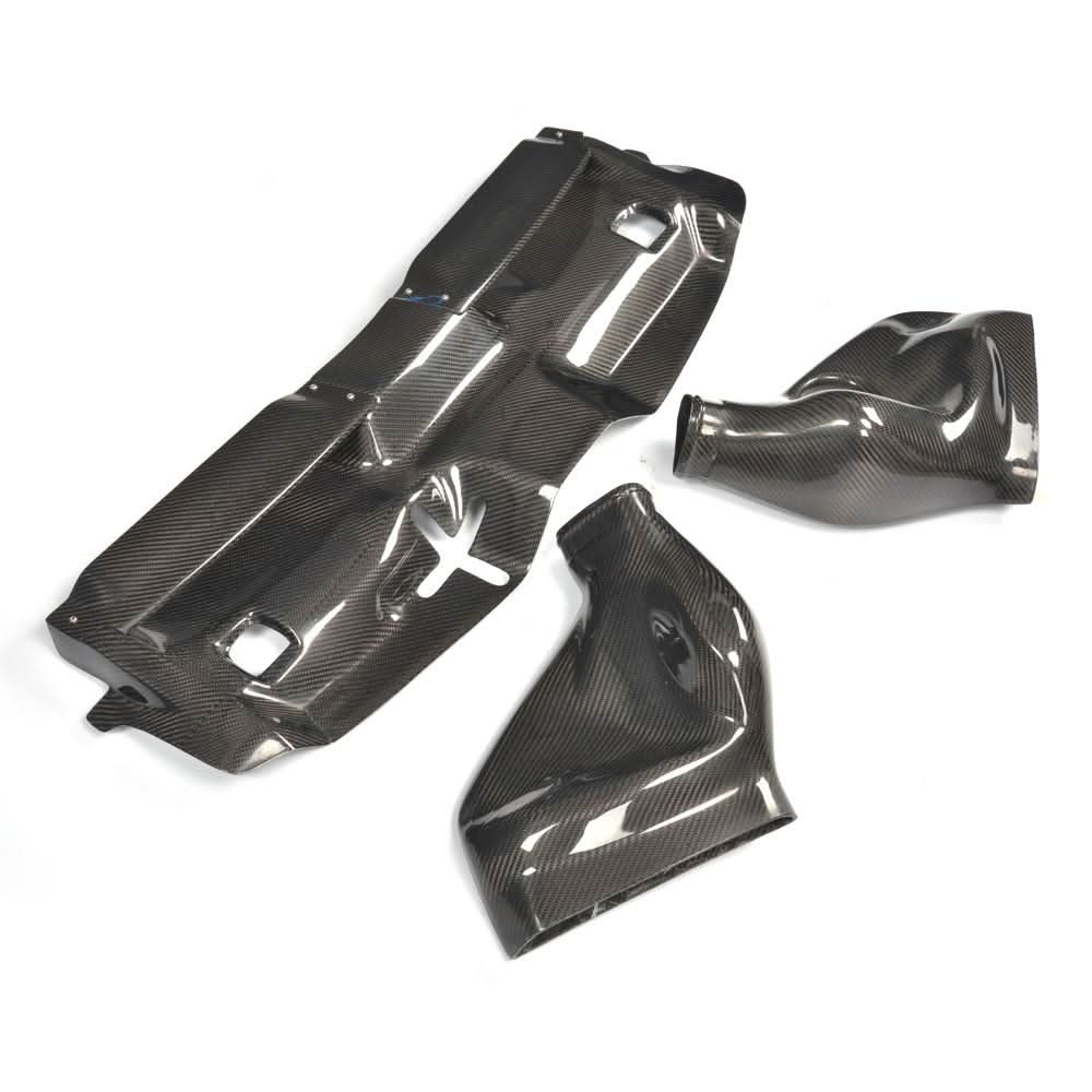 Dry Carbon Induction Cover for Mercedes Benz W204 C63