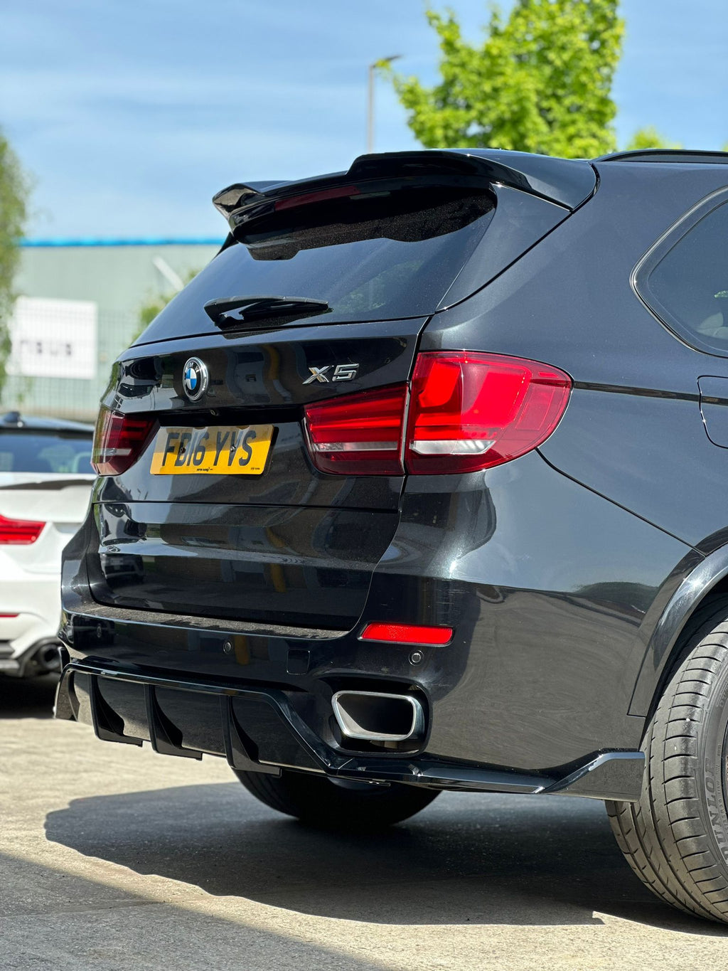 BMW X5 F15 Full Performance Body Kit G05 Style (Gloss Black)