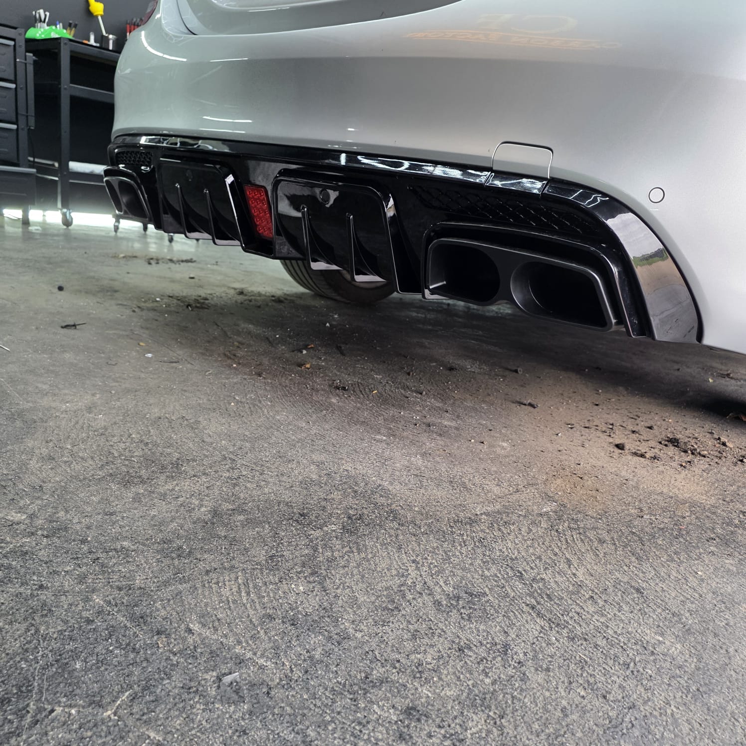 Brabus Style Gloss Black Rear Diffuser & Exhaust Tips for Mercedes Benz W205 C Class & C63 Saloon 15-21