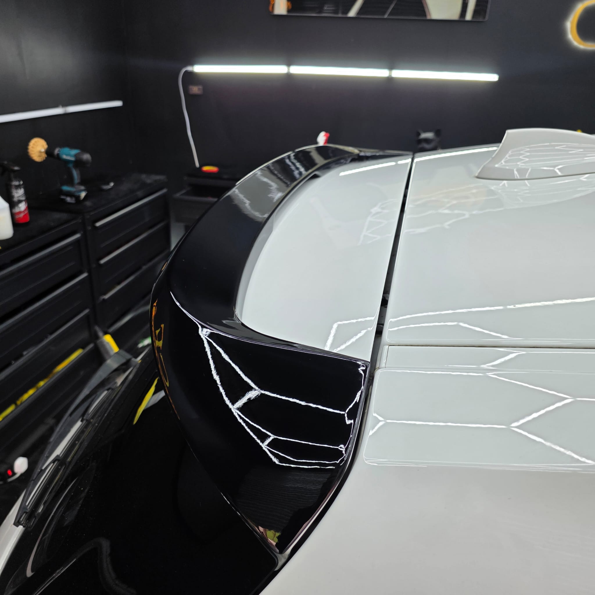 MP Style Gloss Black Roof Spoiler for BMW F20 F21 1 Series 11-19