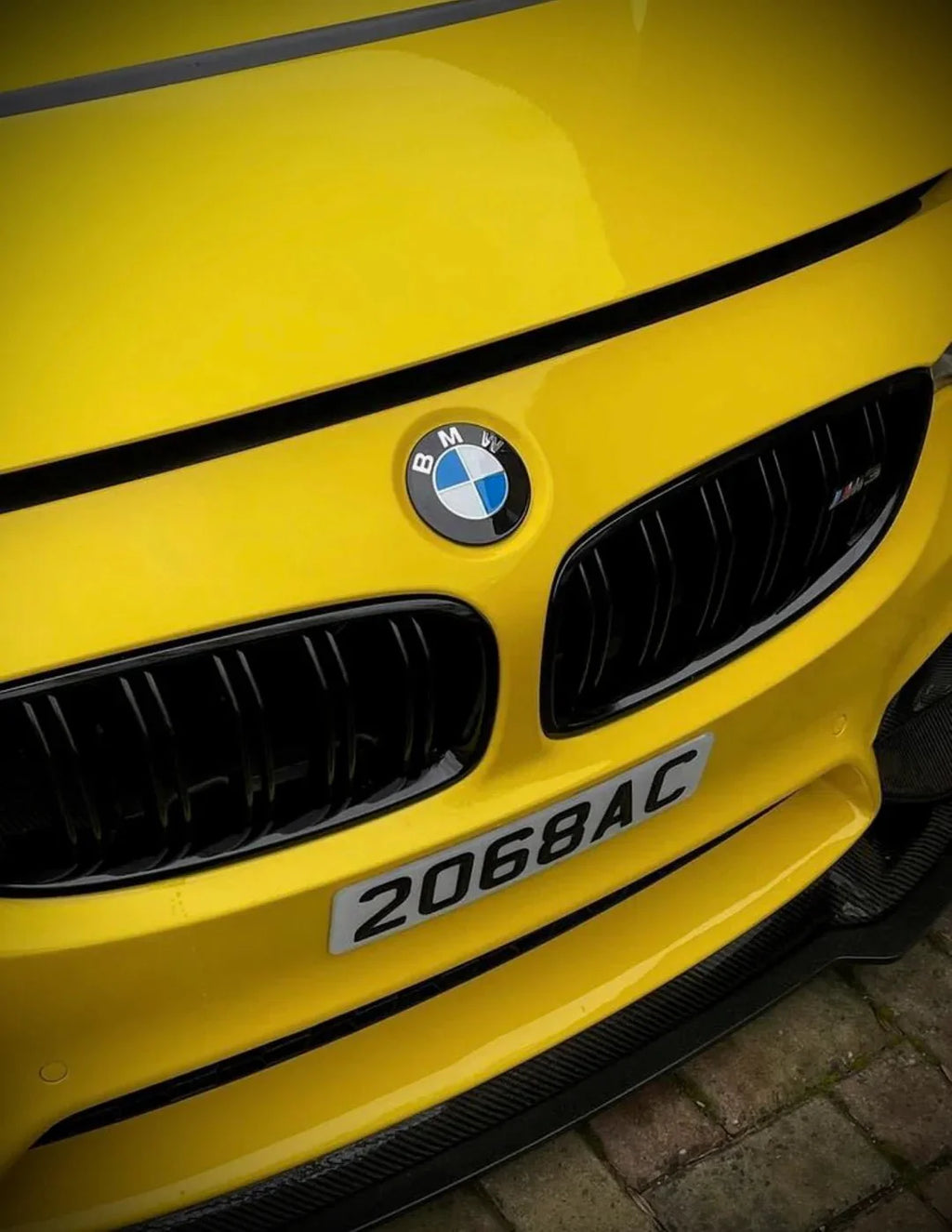 BMW Dechromed Roundels | OEM Black Badge Upgrade