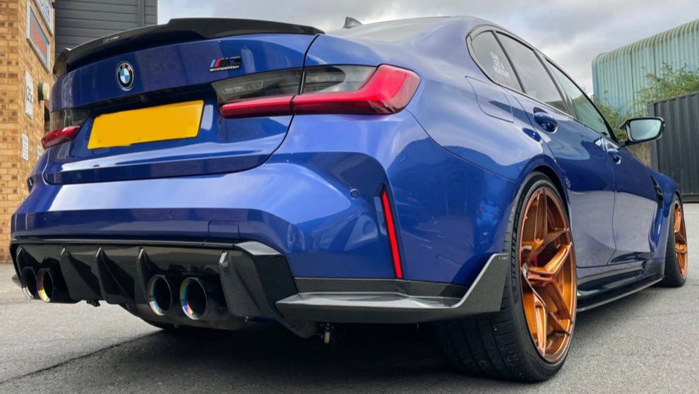 BMW G80 M3/G20 Saloon - Carbon Fibre V Style Boot Spoiler