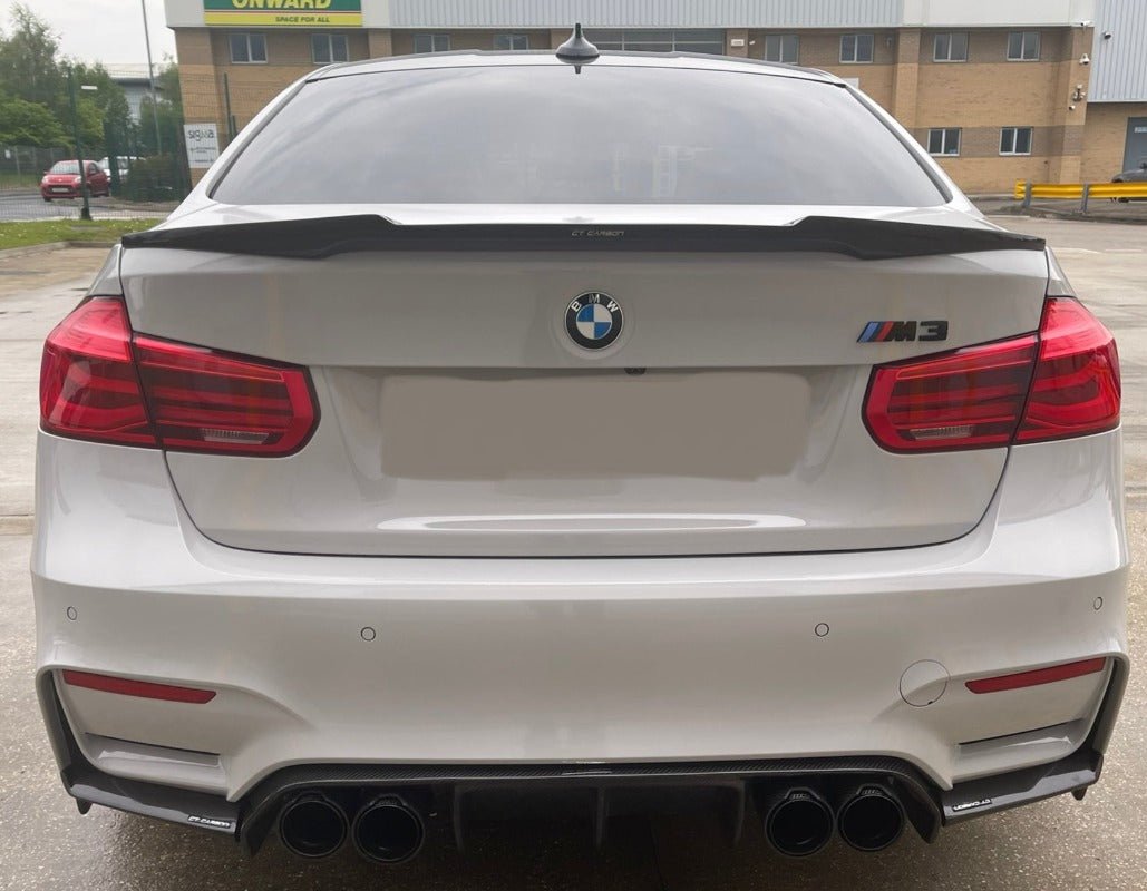 BMW M3/M4 (F80/F82/F83) Carbon Fibre V Style Diffuser
