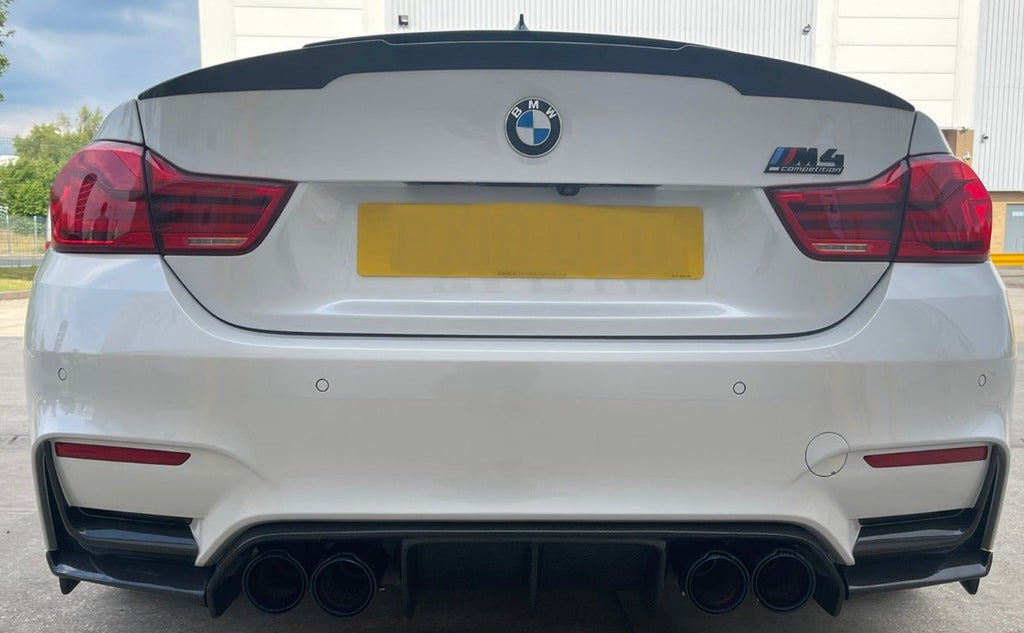 BMW M3/M4 (F80/F82/F83) Carbon Fibre V Style Diffuser
