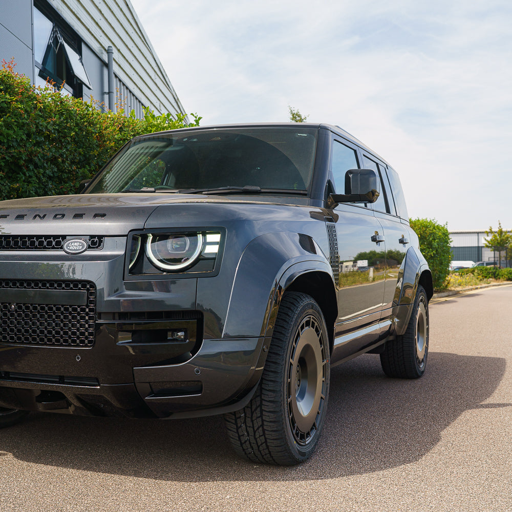 LAND ROVER DEFENDER 110 2020+ GLOSS BLACK ULTIMATE WIDE ARCH KIT