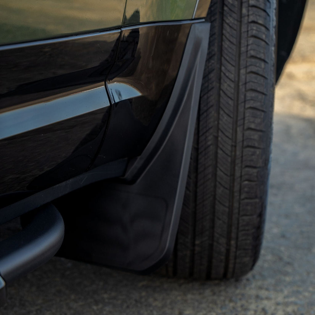 STX Style Classic Mud Flaps For Land Rover Defender L663 90 & 110 2020