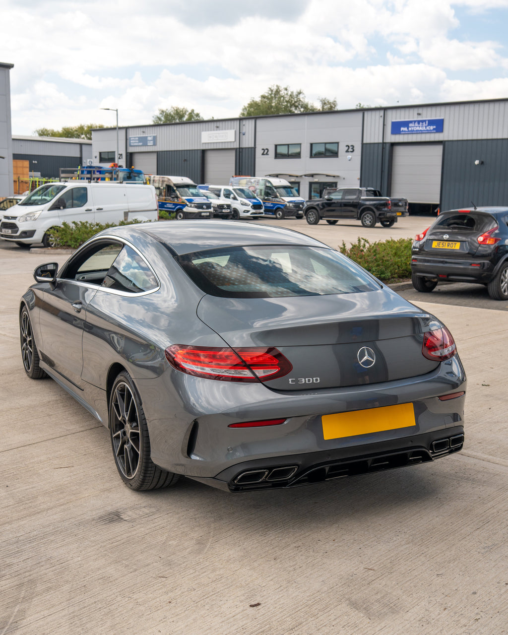 MERCEDES C-CLASS COUPE W205 GLOSS BLACK DIFFUSER & BLACK TIPS